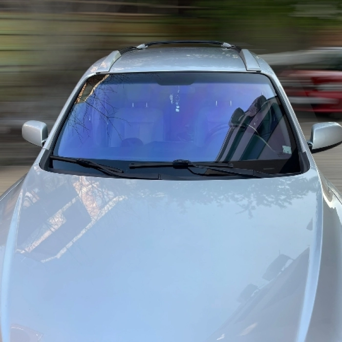 Слънцезащитно фолио Light Guard Chameleon 70% 1.52/30m | 80.00 лв. / 40.90 &euro;