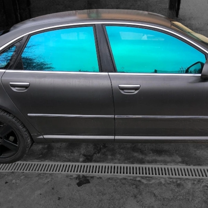 Слънцезащитно фолио Light Guard Chameleon 70% 1.02/30m | 85.00 лв. / 43.46 &euro;