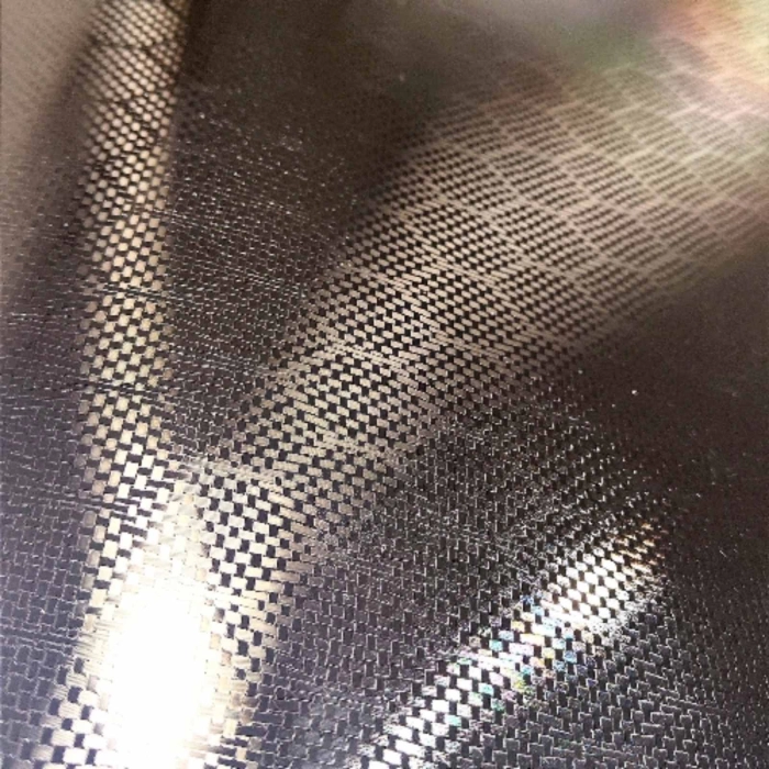 IrisTek Super Glossy Carbon Hive Fiber Black  1.52/17.5m | 80.00 лв. / 40.90 &euro;