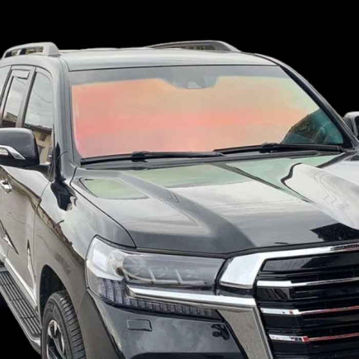 Слънцезащитно фолио RED Chameleon 80% 1.02/30m | 85.00 лв. / 43.46 &euro;